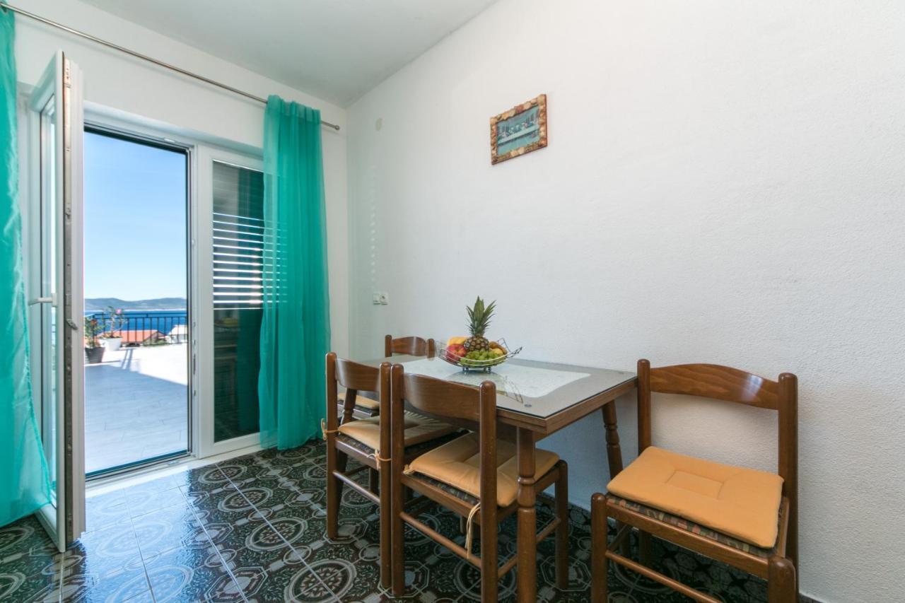 Apartments With A Parking Space Brela, Makarska - 16603 Exterior foto
