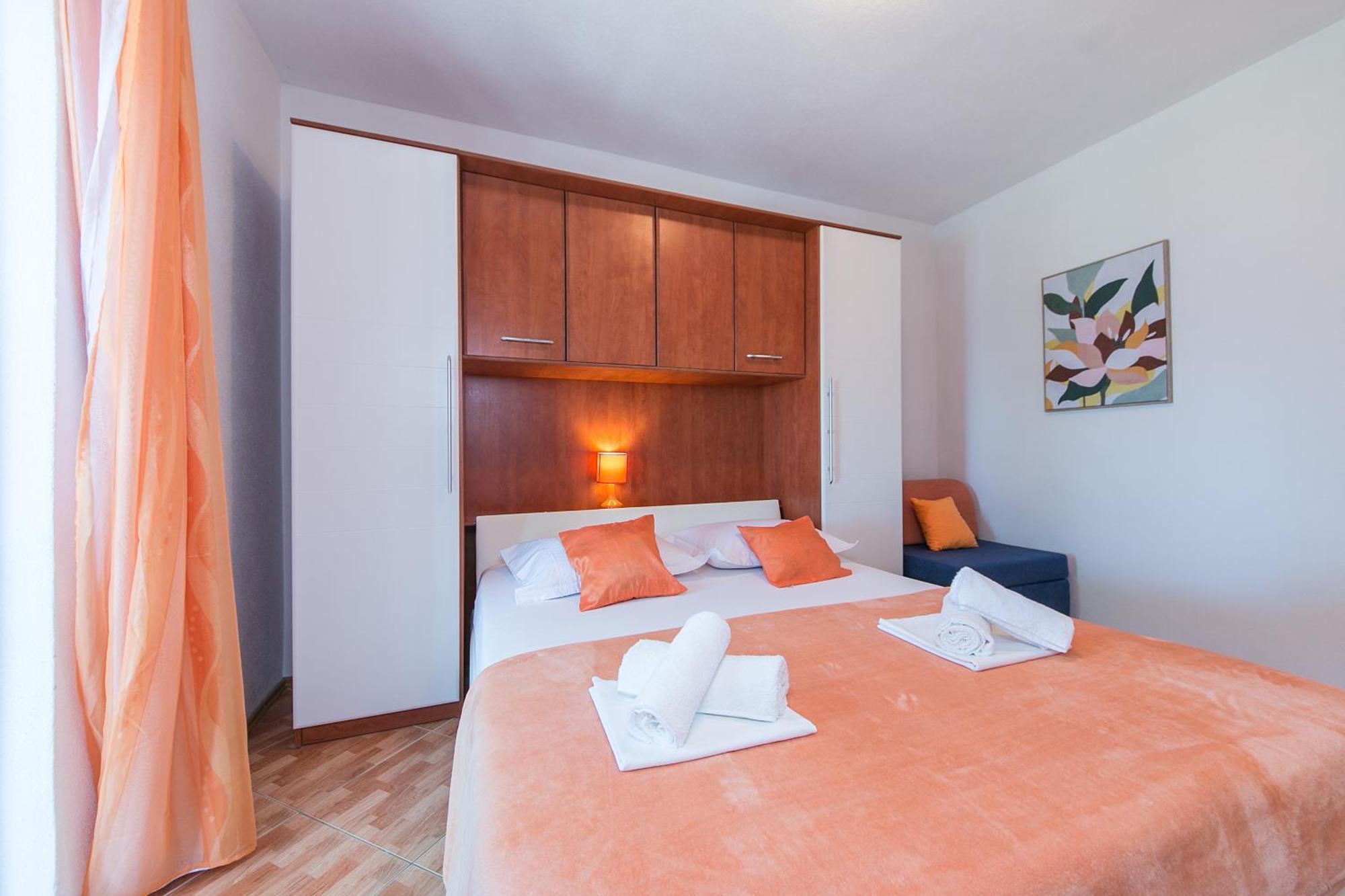Apartments With A Parking Space Brela, Makarska - 16603 Zimmer foto